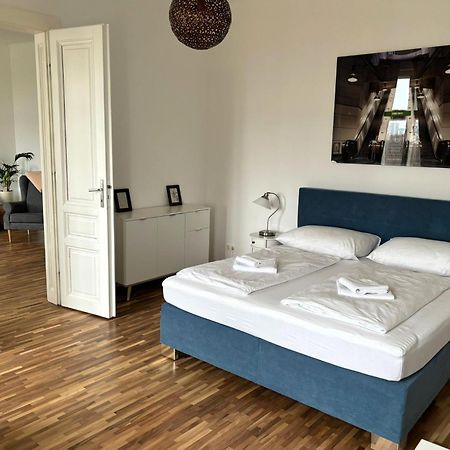 Casa Nostra - Sonnige Wohnung Direkt Am Augarten Виена Екстериор снимка
