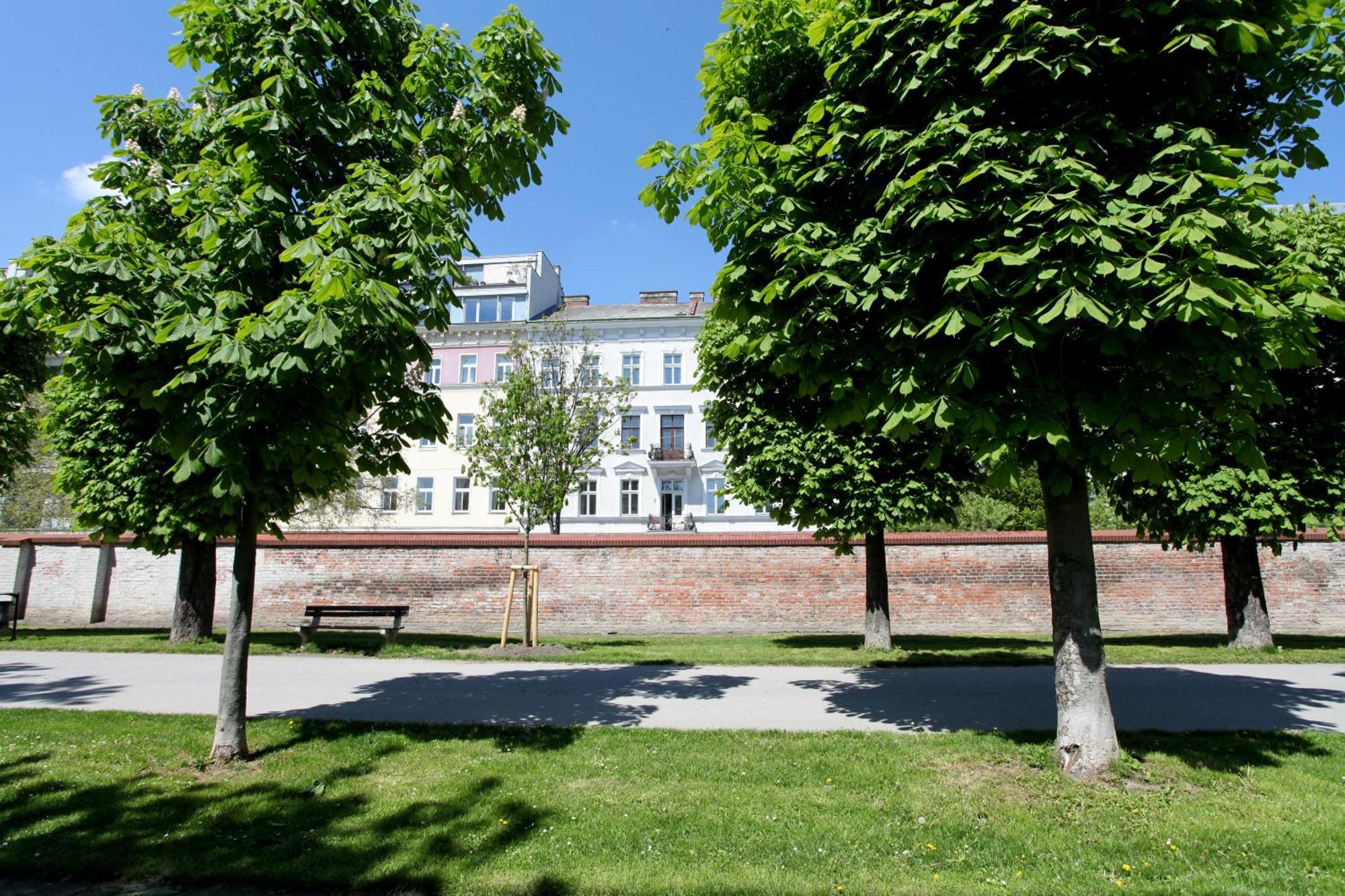 Casa Nostra - Sonnige Wohnung Direkt Am Augarten Виена Екстериор снимка