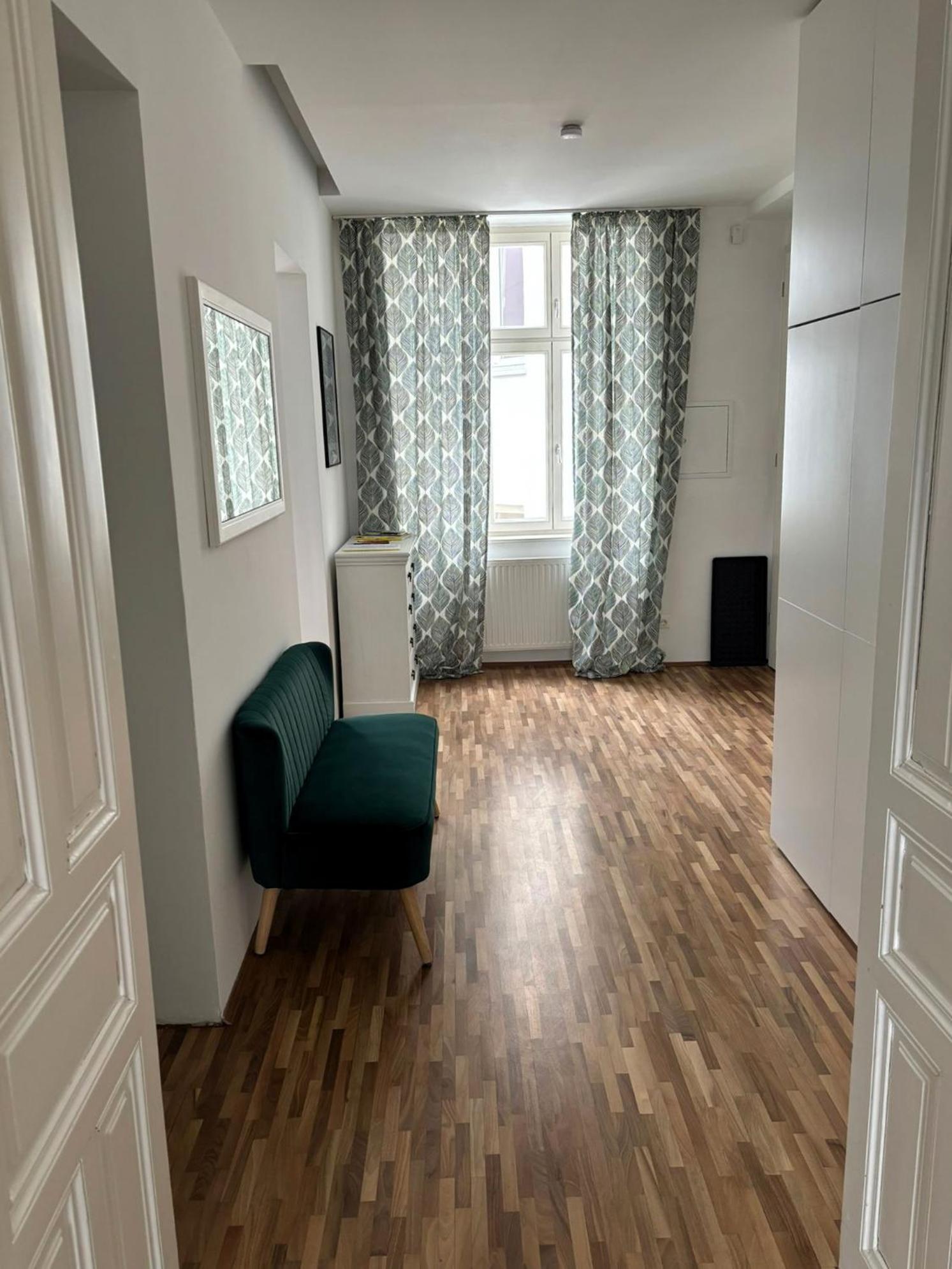 Casa Nostra - Sonnige Wohnung Direkt Am Augarten Виена Екстериор снимка